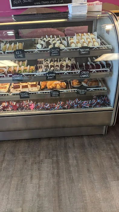 Meriano's Bake Shoppe Picture 2