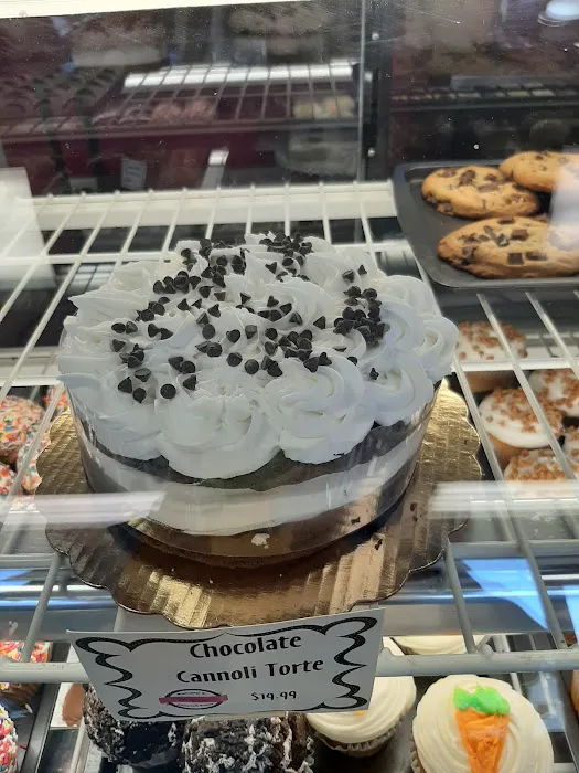 Meriano's Bake Shoppe Picture 7