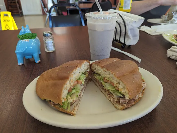 Emmanuel's Bakery and Taqueria Picture 10