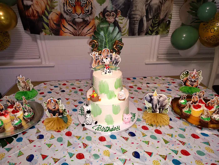 Emely Party Store & Bakery Picture 6