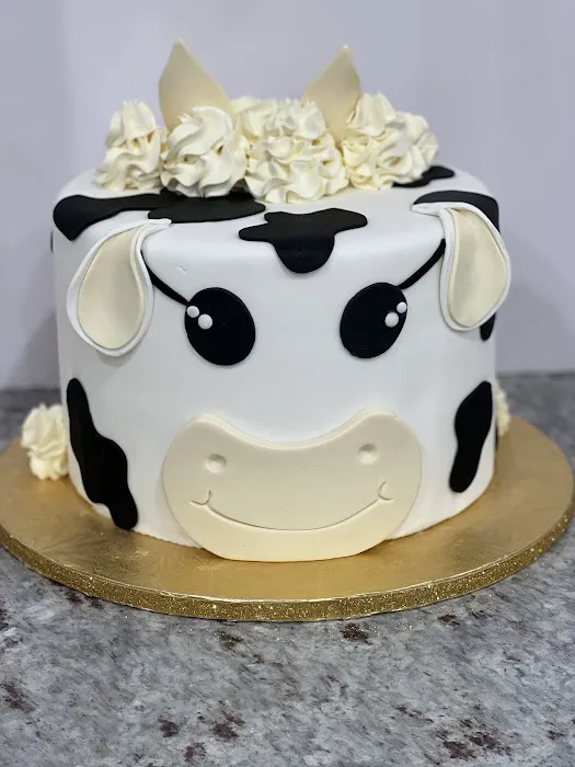 Emely Party Store & Bakery Picture 9