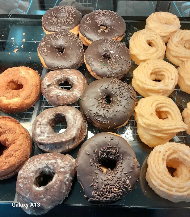 Daybreak Donuts Picture 3