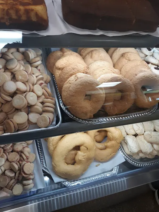 Santos Bakery & Grill Picture 1