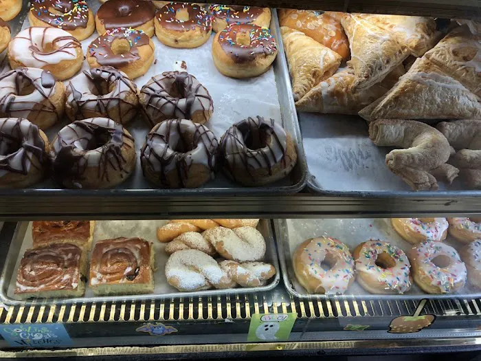Santos Bakery & Grill Picture 6