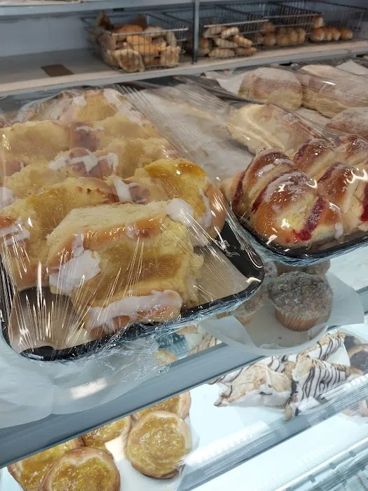 Rikopan Brazilian and Portuguese Bakery Picture 8