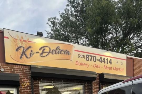 KiDelicia Bakery & Deli