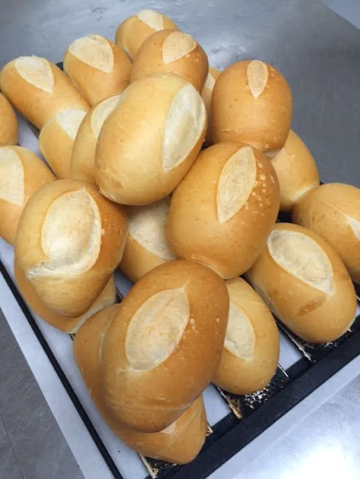 KiDelicia Bakery & Deli Picture 3