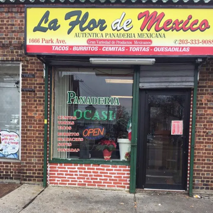 La Flor De Mexico Bakery Picture 3