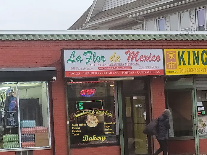 La Flor De Mexico Bakery Picture 4