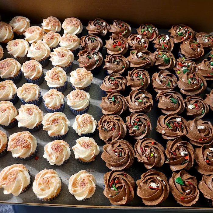 CCCAKESANDBAKES LLC Picture 5