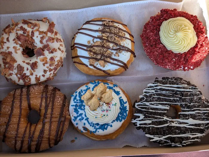 Grounds Donut House Picture 3