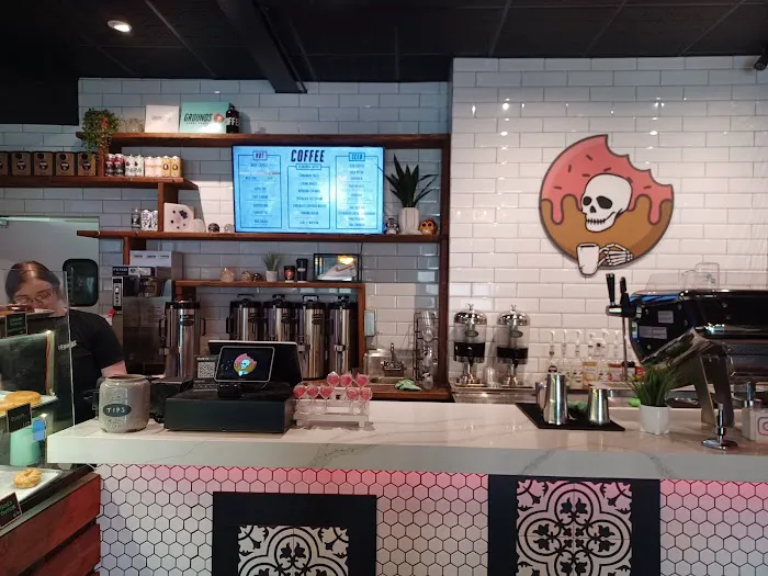 Grounds Donut House Picture 6