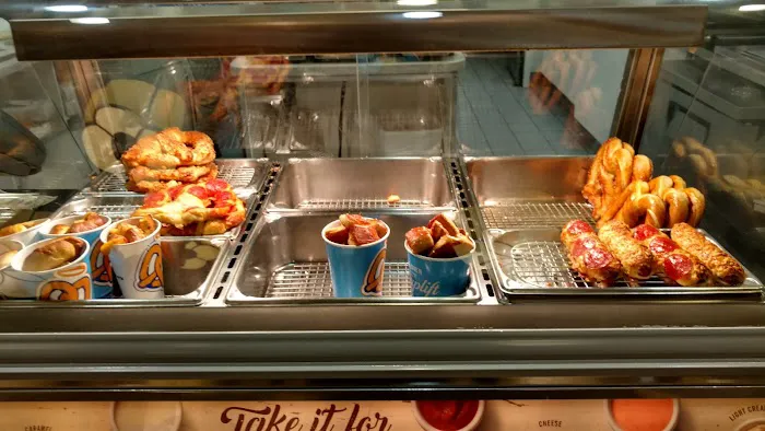 Auntie Anne's Picture 8
