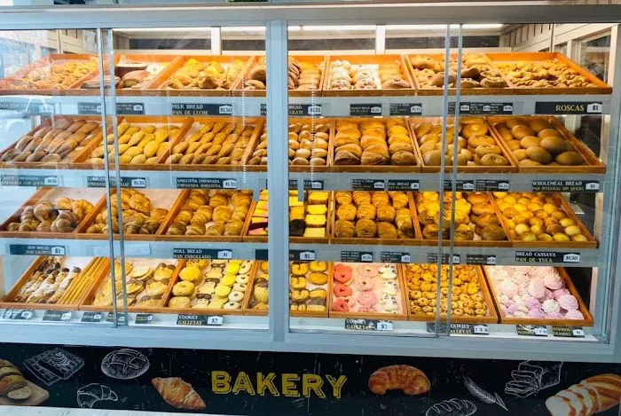 GOMEZ BAKERY Picture 3