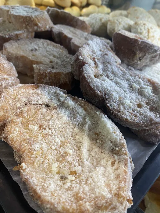 Ele-Fant Bakery Picture 4
