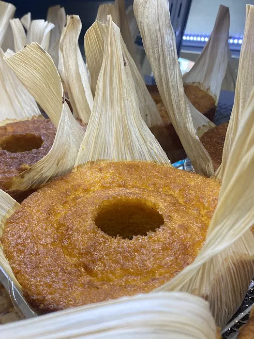 Ele-Fant Bakery Picture 6