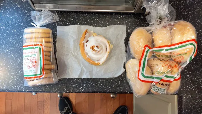 Batista Bakery & Pastry Inc Picture 5