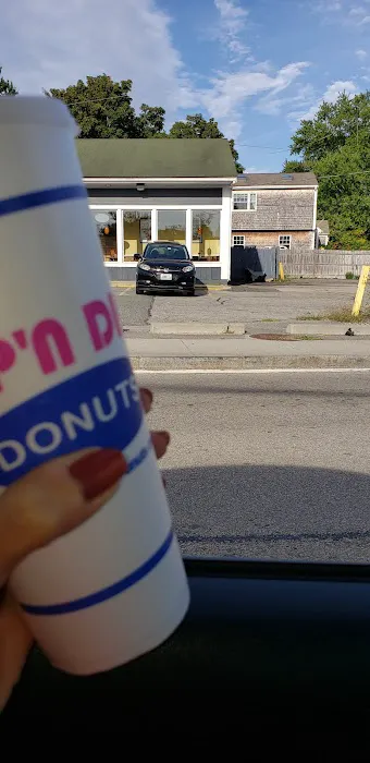 Sip-N-Dip Picture 2