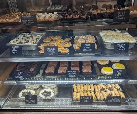 Til Dusk Cafe and Bakery