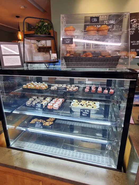 Til Dusk Cafe and Bakery Picture 8