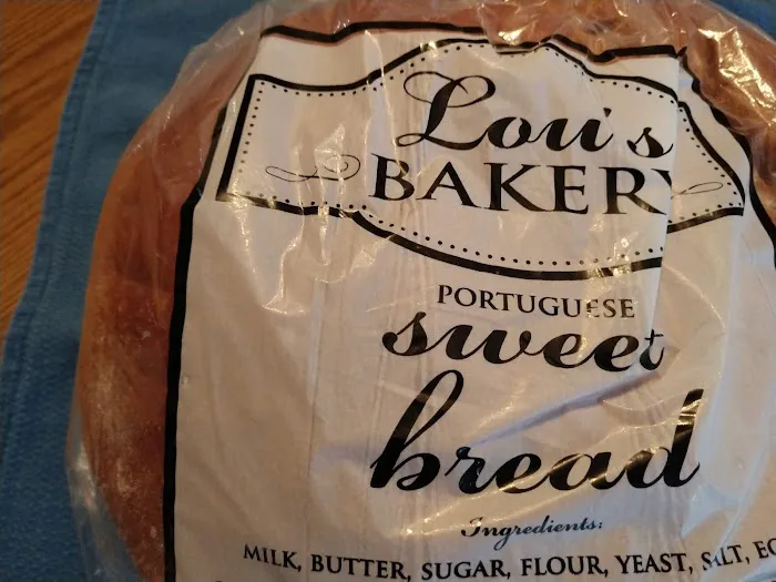 Lou's Bakery Picture 7