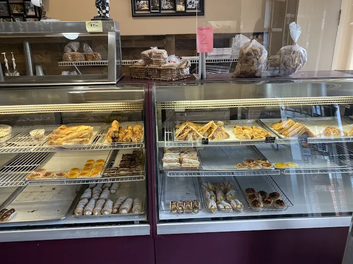 White Rose Bakery Picture 3