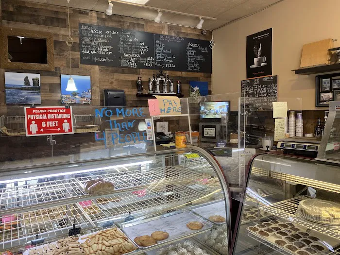 White Rose Bakery Picture 1