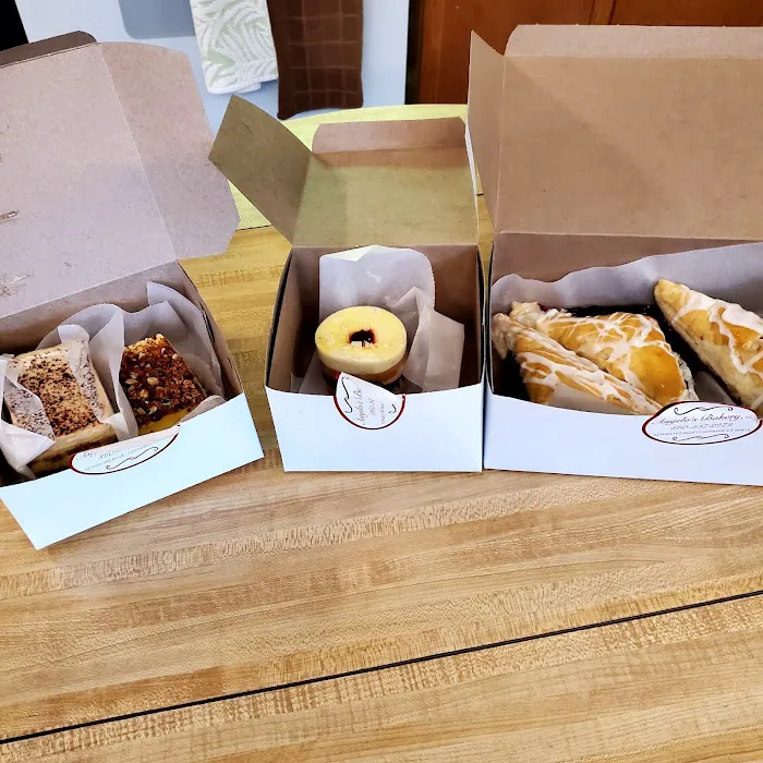 Angelo's Bakery Picture 2