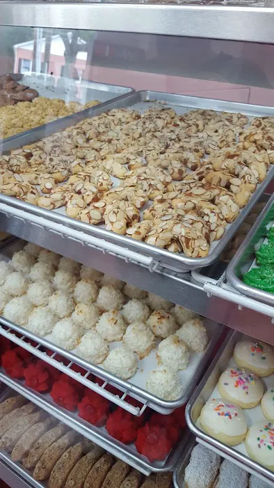 Angelo's Bakery Picture 4