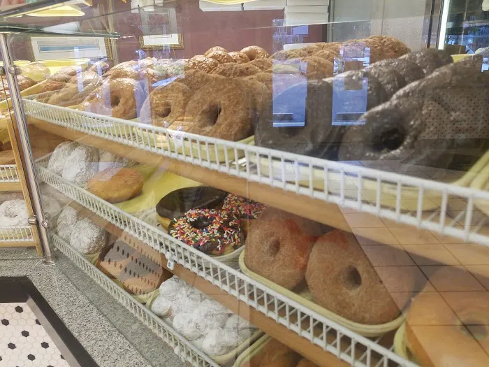 Cheri's Bakery Picture 10