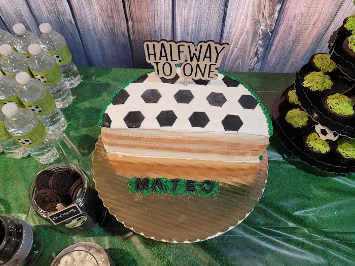 Condori’s Bakery Picture 7