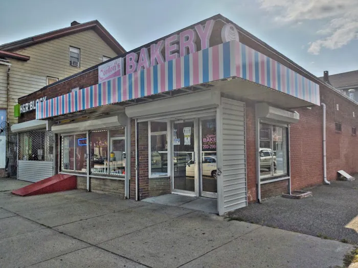 Condori’s Bakery Picture 5