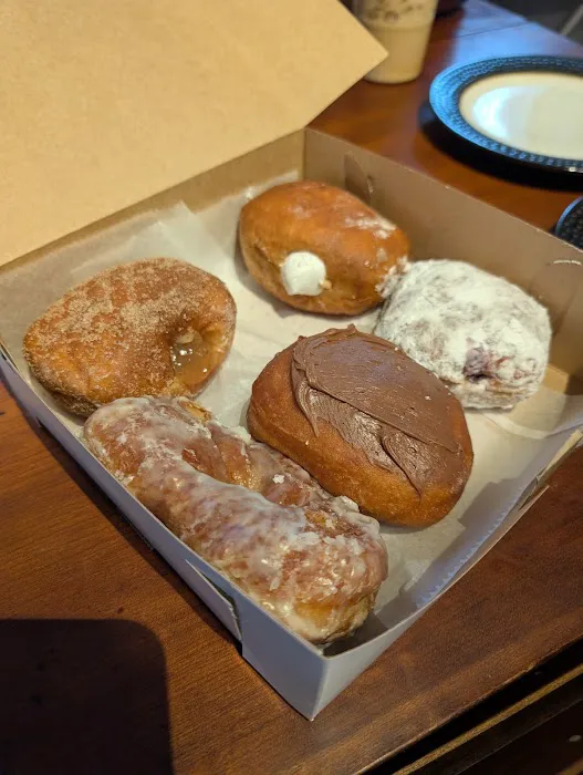 Icing On the Cake Bakery Picture 8