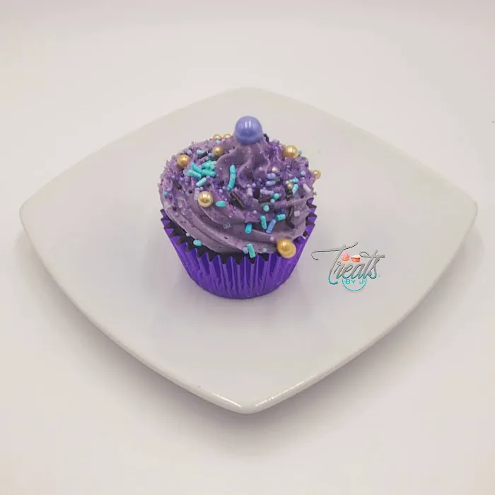 Treats by J Picture 9