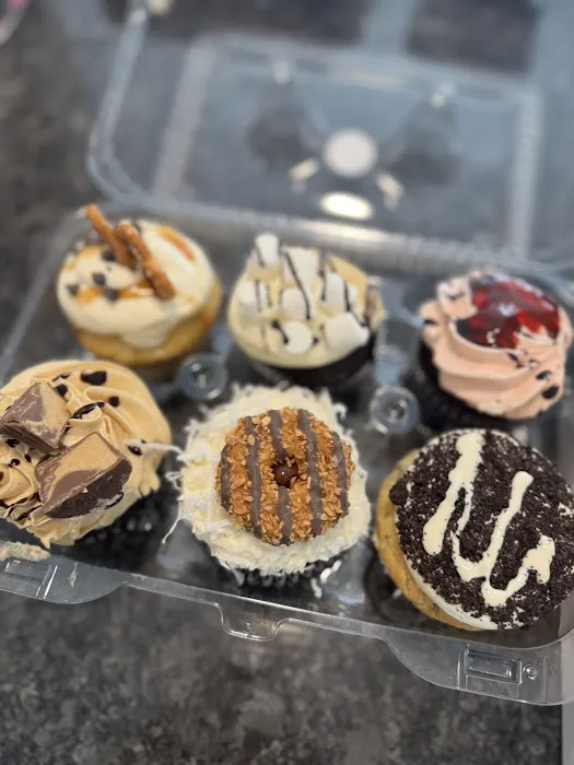 Luzara Sweets Picture 3