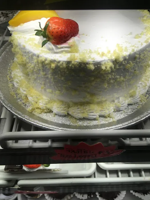 Sabor Ambateno Bakery ll Peekskill Picture 6