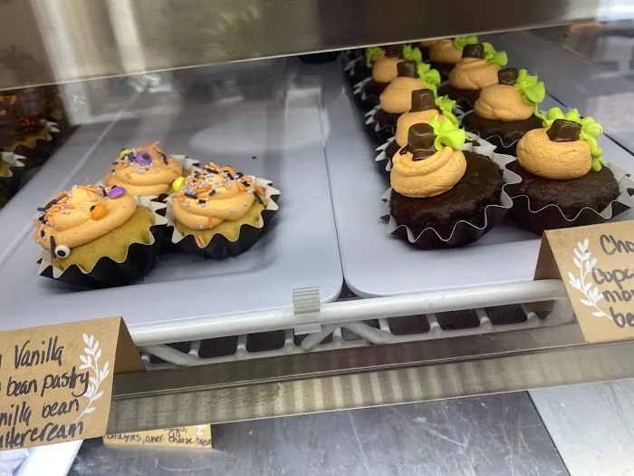 red door baking company Picture 8