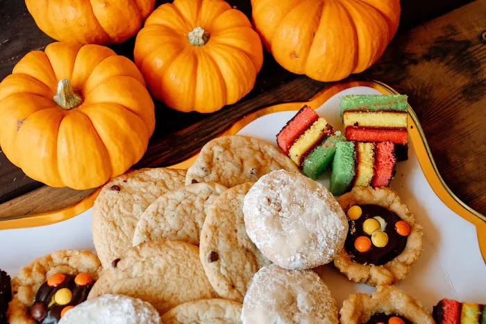 Mema's Cookie Jar Picture 1
