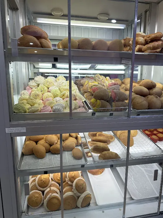 La Mexicana Bakery Picture 3