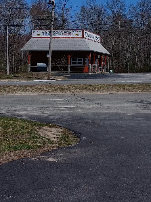 Town Donut Shop Picture 6