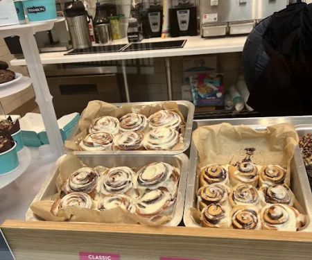 Cinnabon