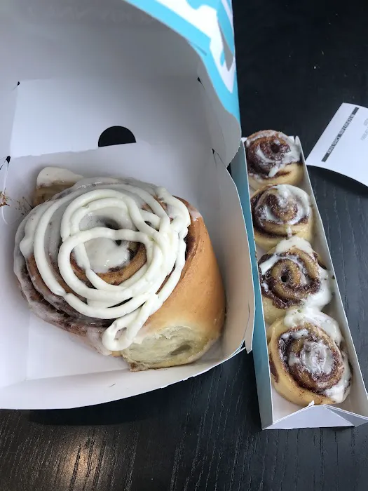Cinnabon Picture 9