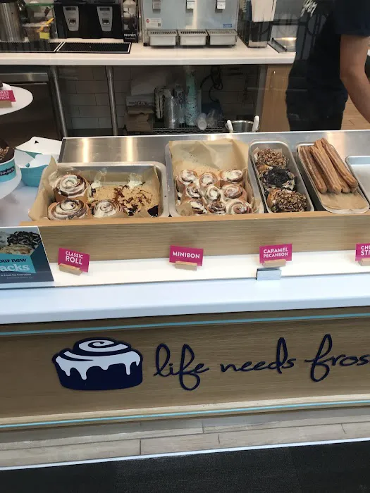 Cinnabon Picture 8