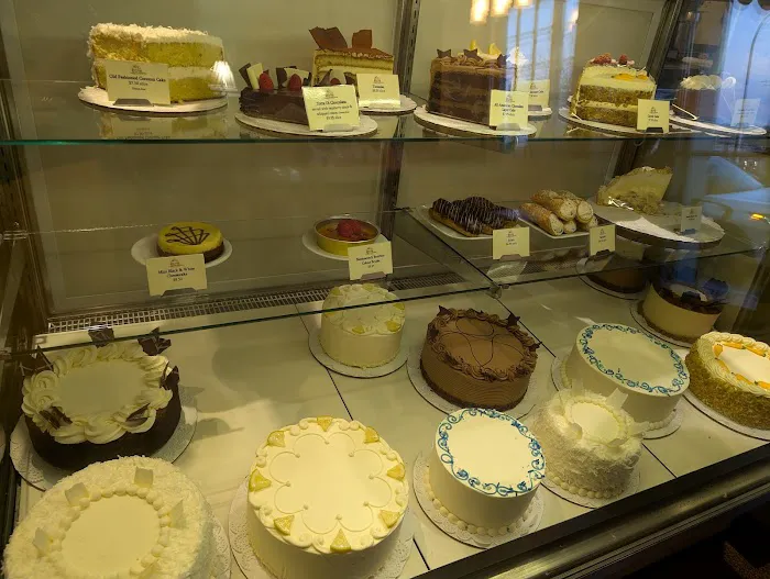 Pastiche Fine Desserts Picture 4