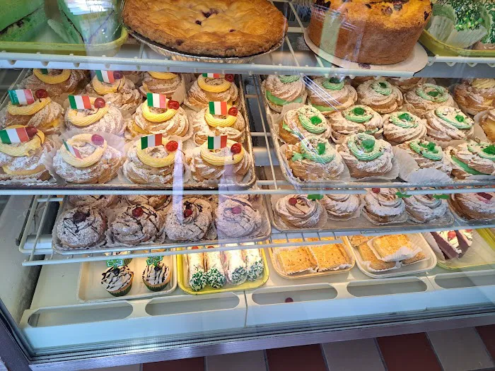 Buono's Italian Bakery Picture 6