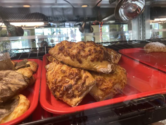 Las Delicias Bakery Picture 6