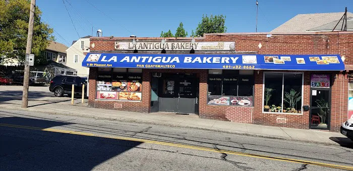 La Antigua Bakery Picture 1