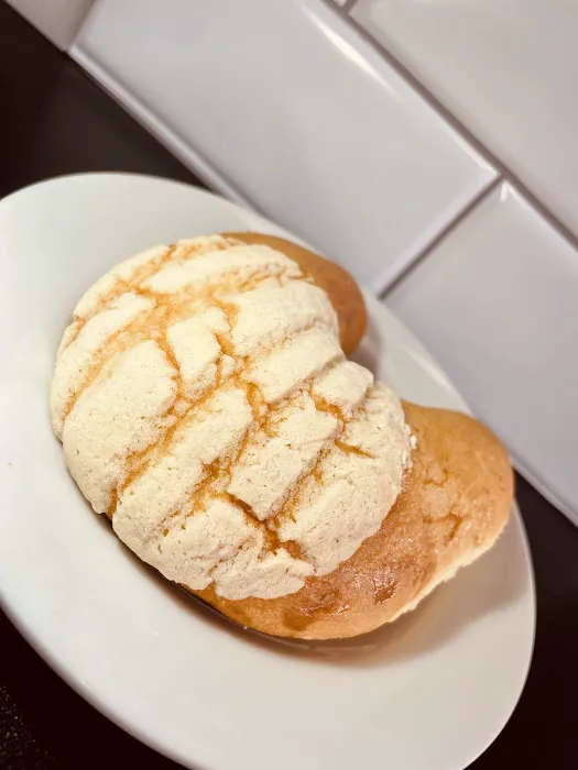 La Castellana Bakery Picture 10