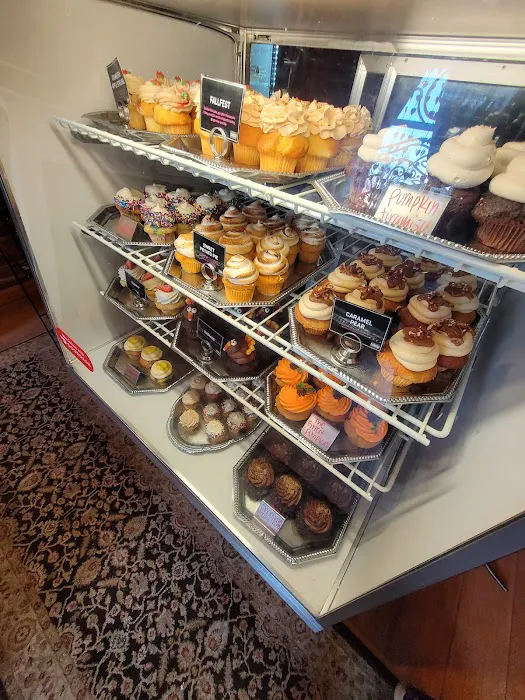 NoRA Cupcake Company Picture 5