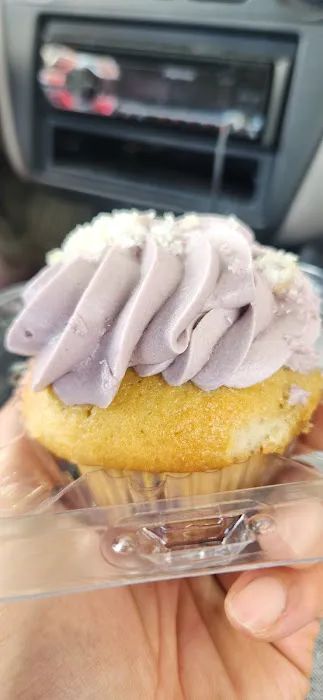 NoRA Cupcake Company Picture 10